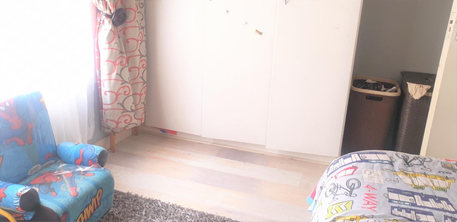 530076_15.jpg