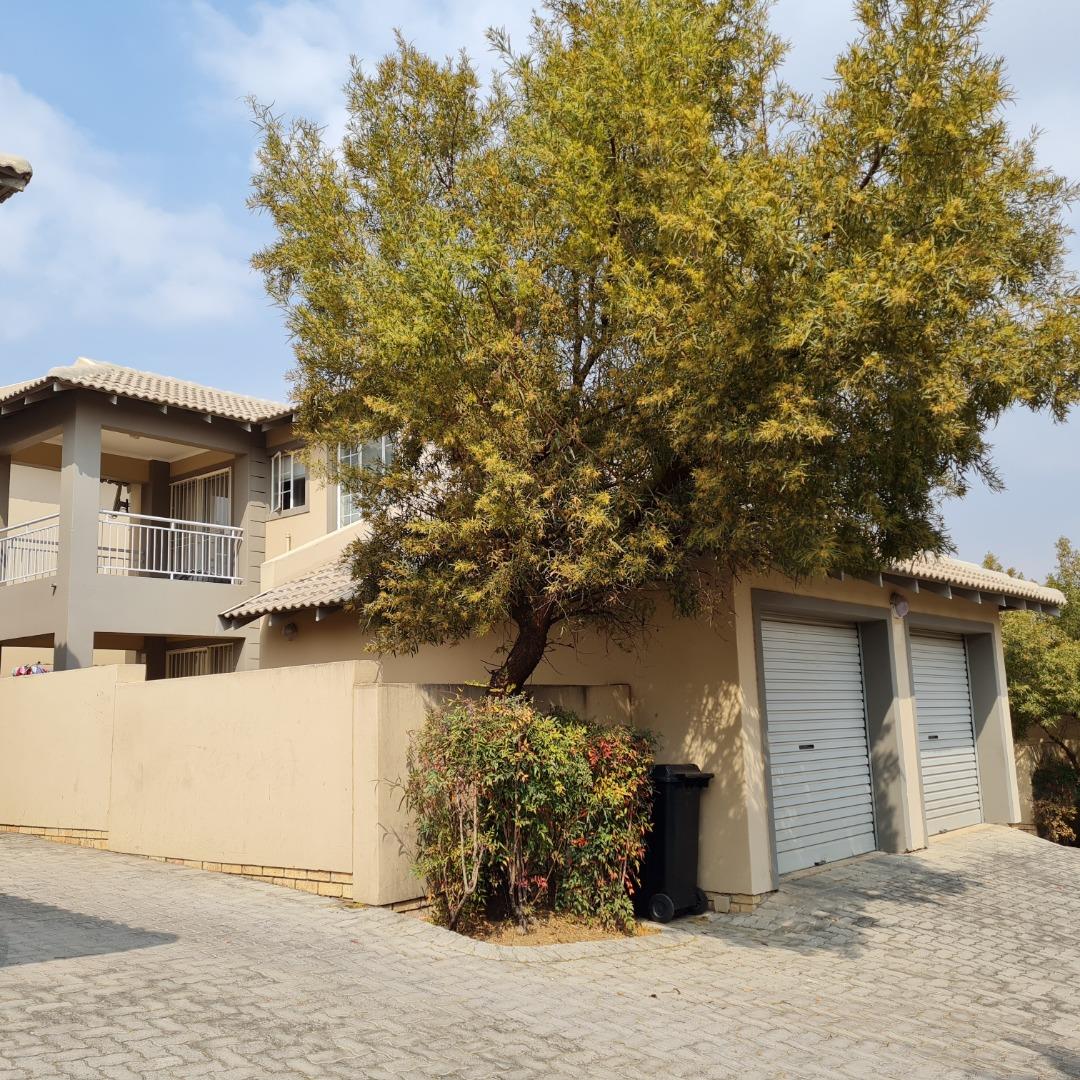 3 Bedroom Townhouse for Sale - Gauteng