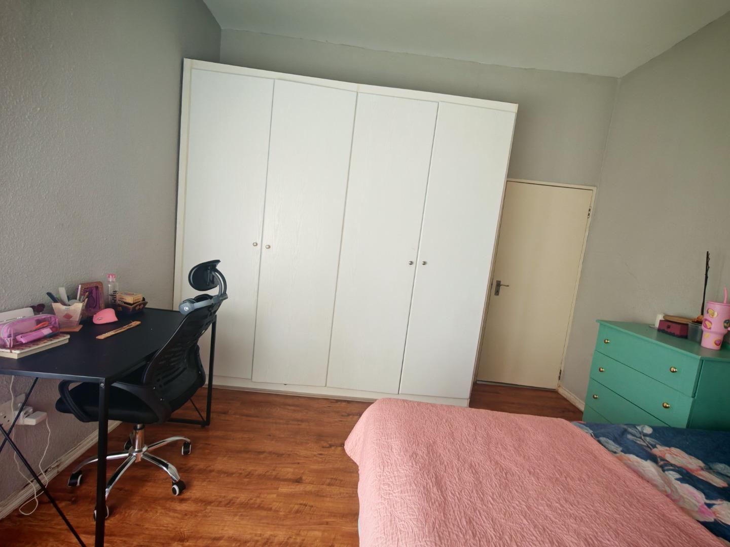 769509_13.jpg